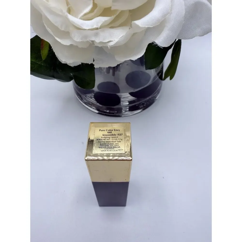 Estee Lauder Lipstick sculpting pure color envy Irresistible 440 Full Size